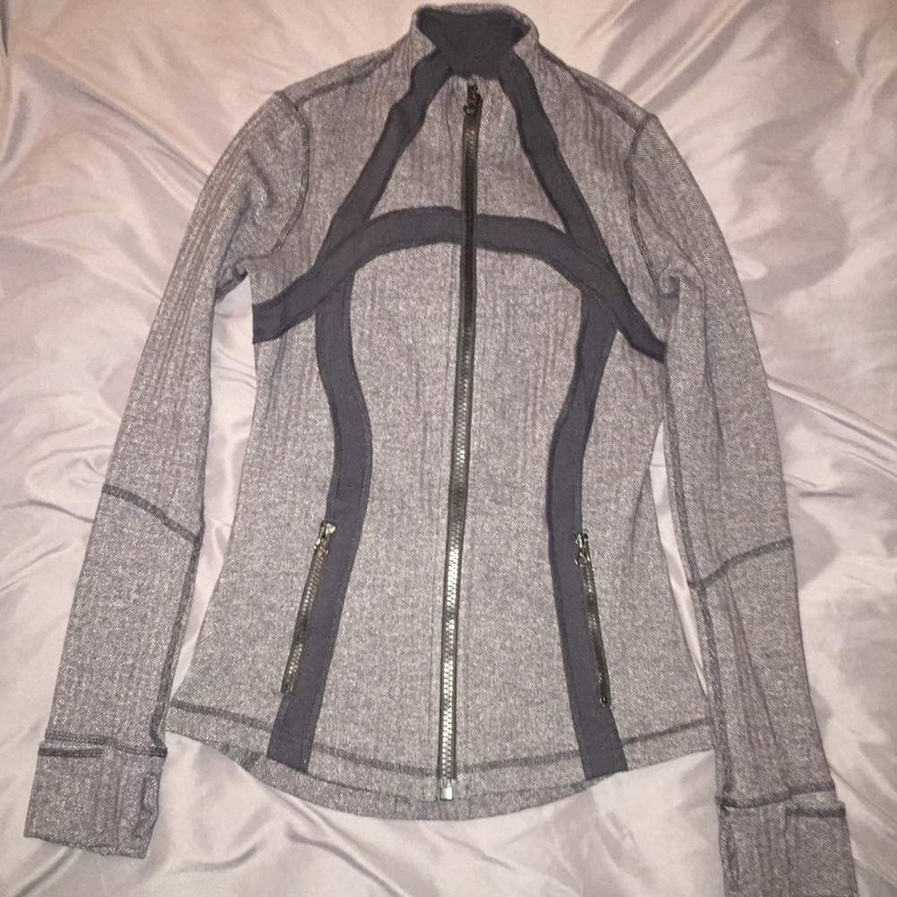 Lululemon jacket SIZE 8